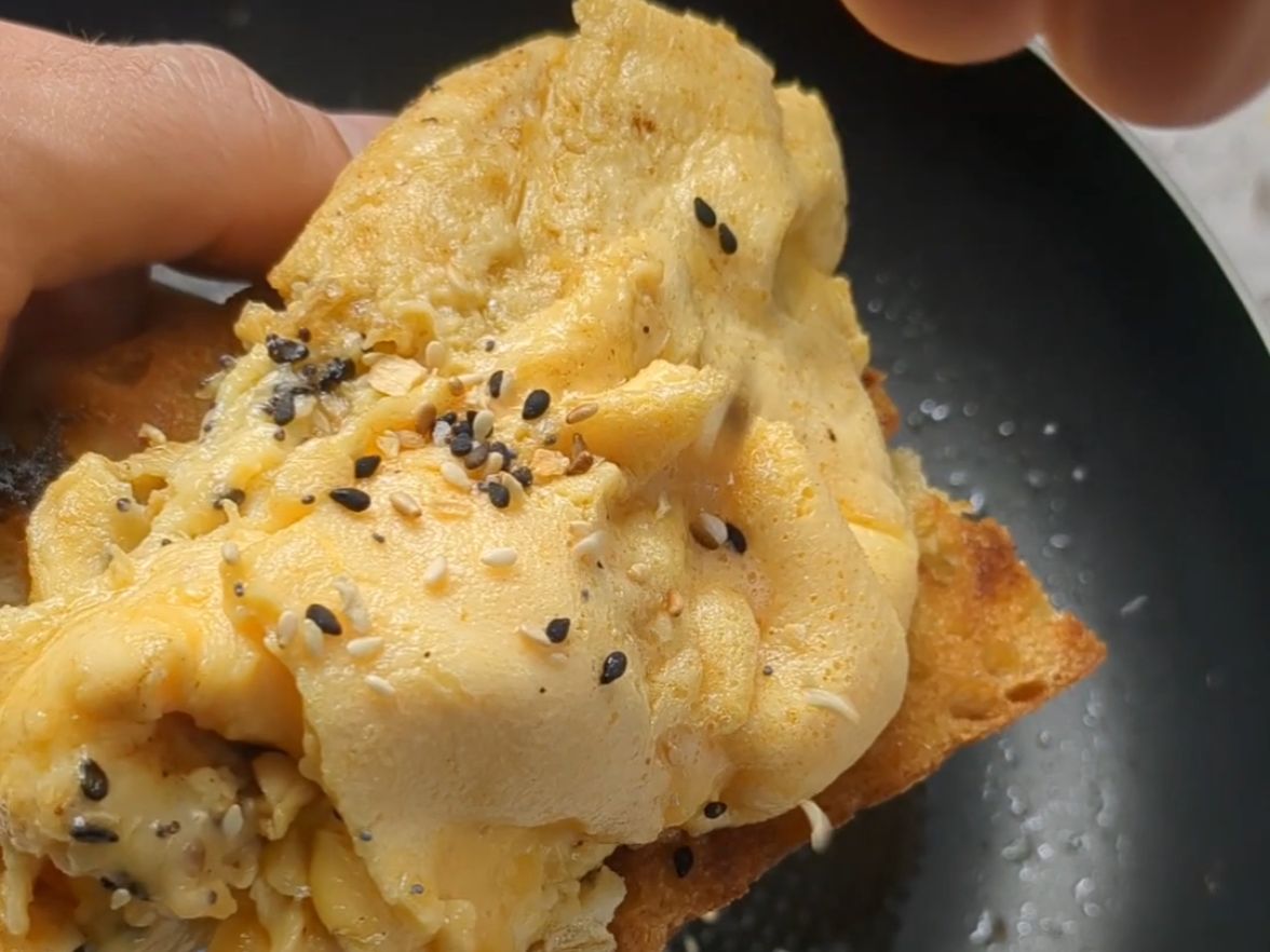 CHEESE OMELETTE 🧡