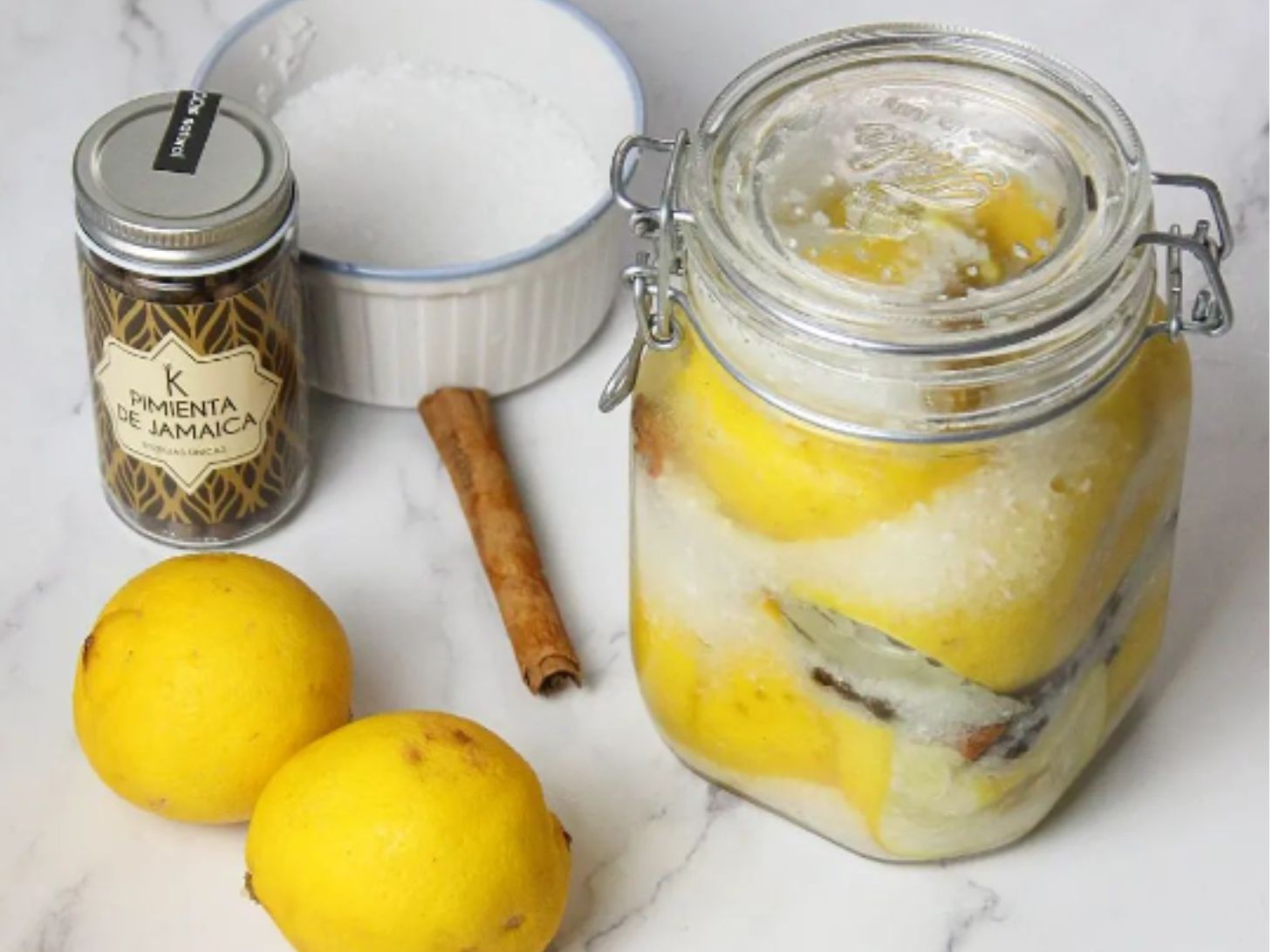 Limones en conserva con especias